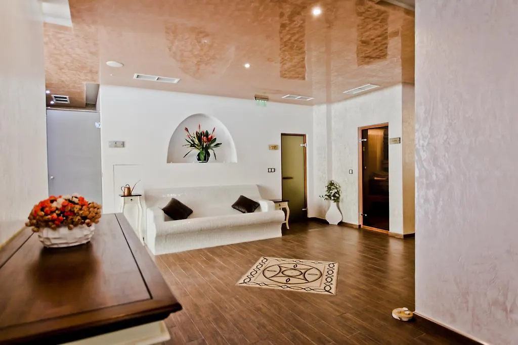 מלון סאני ביץ' Galeon Residence & Spa
