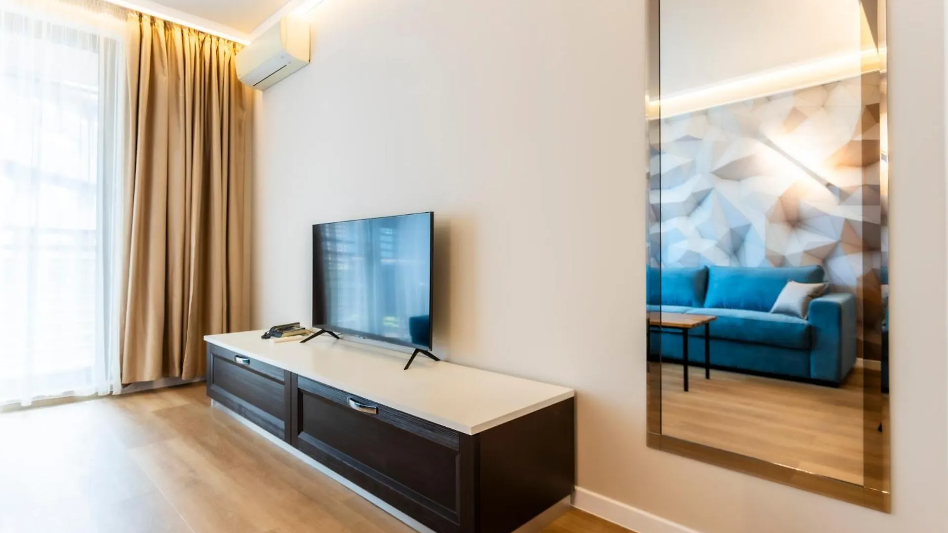סאני ביץ' Galeon Residence & Spa סאני ביץ'