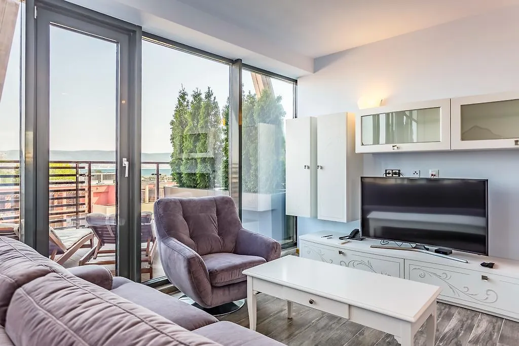 סאני ביץ' Galeon Residence & Spa מלון סאני ביץ'