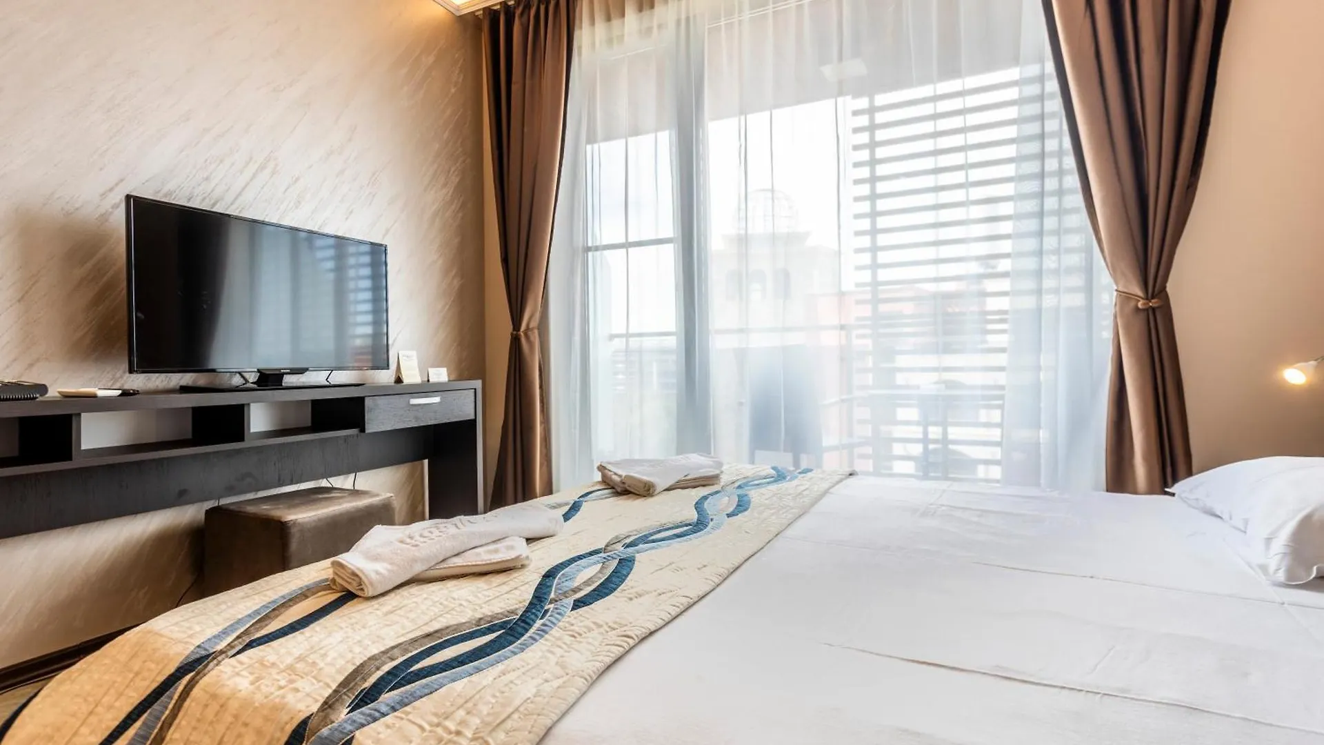 Hotel Galeon Residence & Spa Sunny Beach